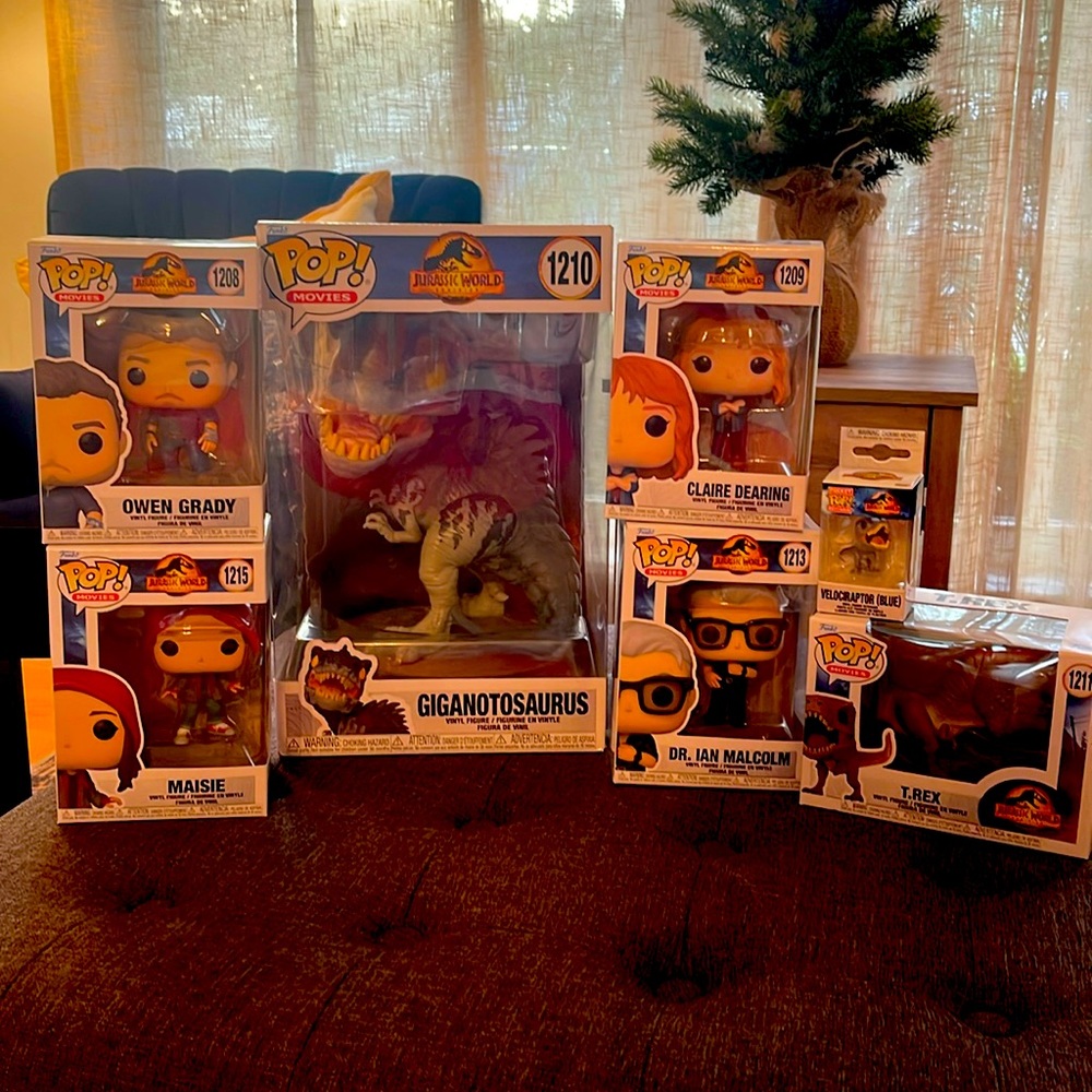 Jurassic World Funko pop set